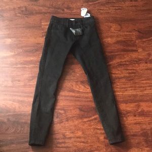 Black skinny jeans